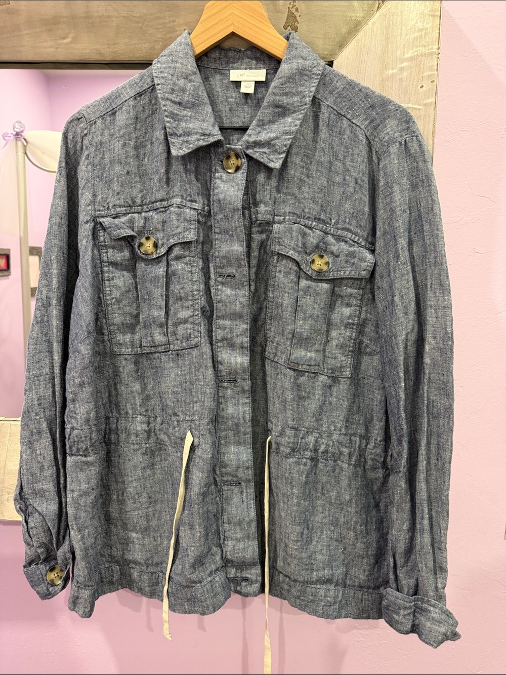 Lightweight women’s Chambray Utility Jacket - Blue